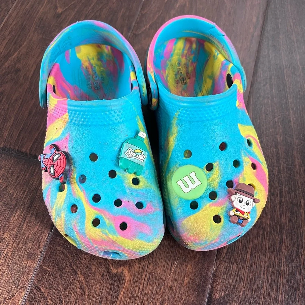 Crocs boys girls classic marble tie dye Toy Story spiderman 10